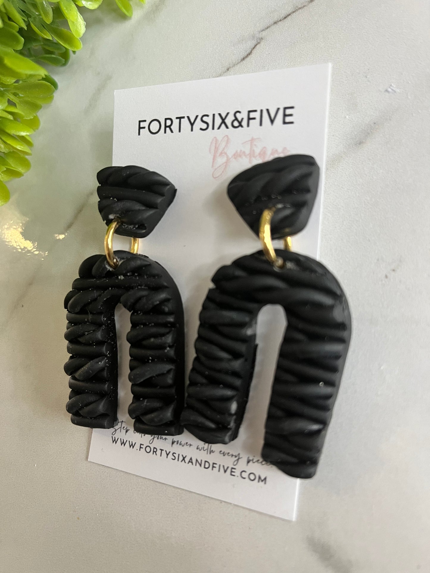 Black Ava  Earrings  1955