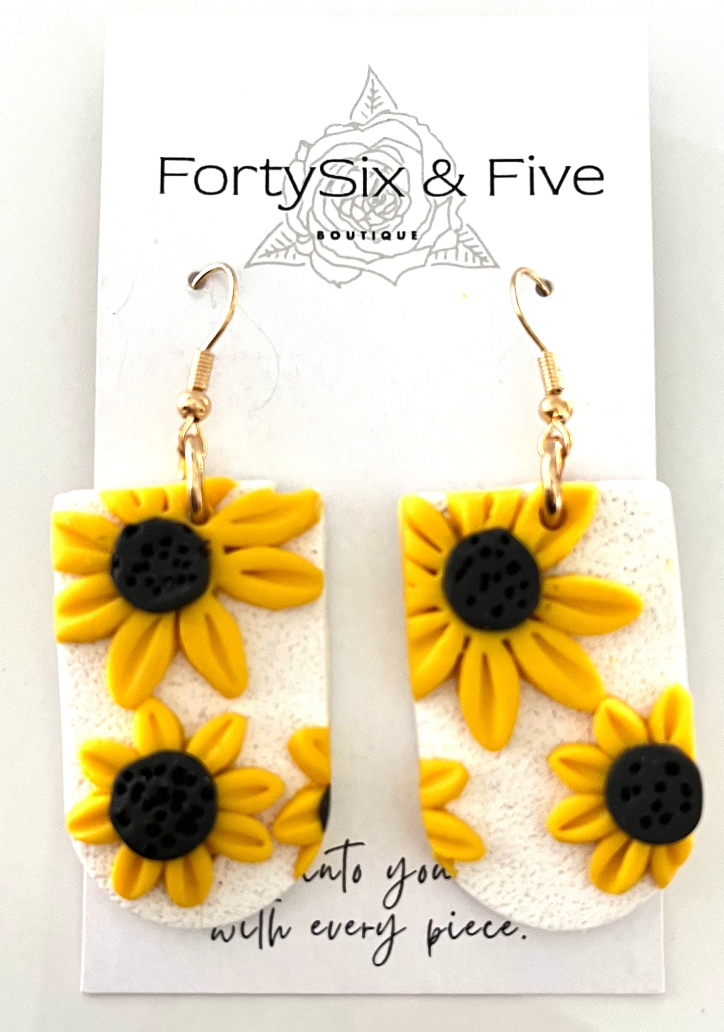 White sunflower Fall Earrings  1955